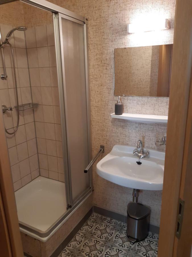 Gastehaus Am Calmont Bed & Breakfast Ediger-Eller Eksteriør bilde